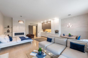 NEW LUXURY Apt with AC&PARKING in the center of Prague